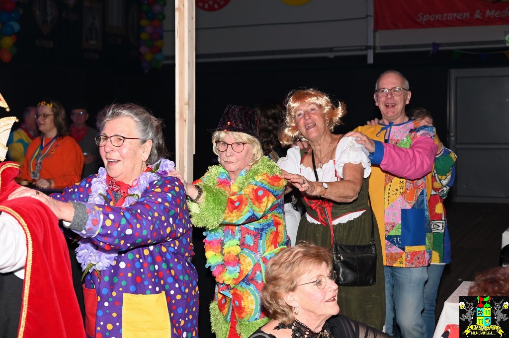 ../Images/Seniorencarnaval 2026 247.jpg